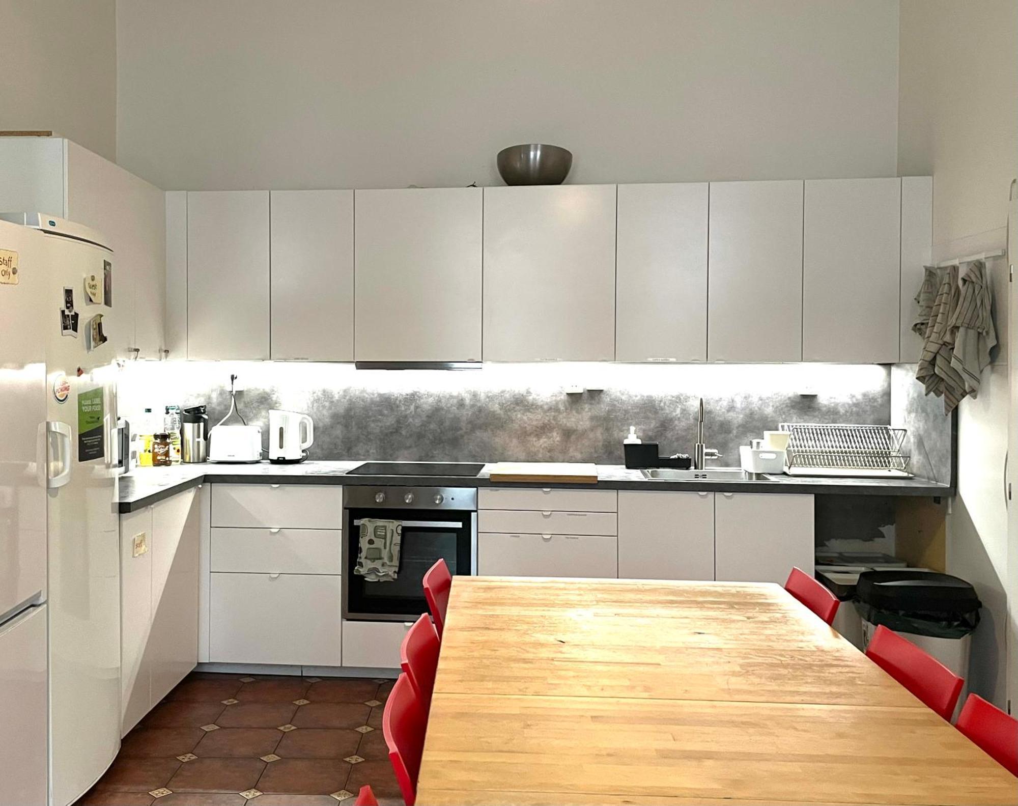 Onefam Home Praha Bagian luar foto